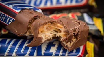 Imagem ilustrativa do Chocolate Snickers - Getty Images