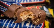 Imagem ilustrativa do Chocolate Snickers - Getty Images