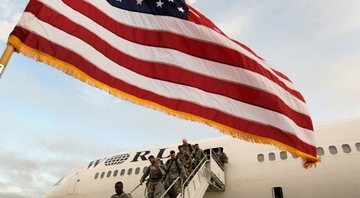 Soldados norte-americanos retornando para os EUA após missão no Iraque, em 2011 - Getty Images