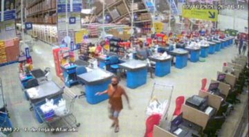 Imagem de segurança do supermercado em São Luís, no Maranhão - Divulgação