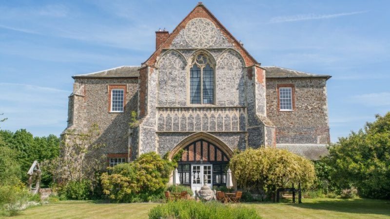 Imagem da residência The Priory, em Suffolk, Inglaterra - Reprodução/Big House Experiences