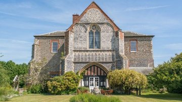 Imagem da residência The Priory, em Suffolk, Inglaterra - Reprodução/Big House Experiences