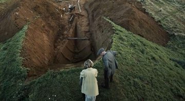 Cena do filme A Escavação (2021) - Divulgação/Netflix