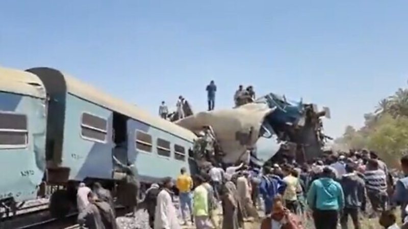 Imagem do acidente de trem no Egito - Divulgação/Twitter