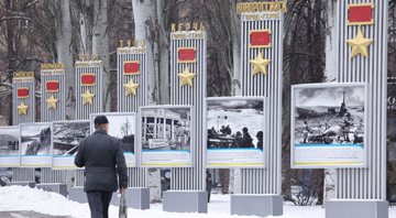 Exibição exalta o Exército Vermelho Soviético na libertação da União Soviética em Kiev, Ucrânia - Getty Images