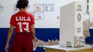 Registro feito durante o segundo turno das eleições - Getty Images