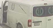 Imagem da van que foi furtada - Divulgação/Facebook/Polícia do Condado de Saint Louis