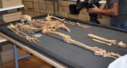 Esqueleto de um dos vikings analisados - Divulgação/Oxfordshire County Council
