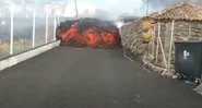 Trecho de vídeo mostrando avanço da lava - Divulgação / Youtube