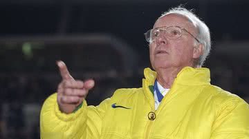 Mario Zagallo como técnico da seleção brasileira em 25 de março de 1998 - Getty Images