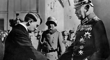 Hindenburg nomeia Hitler como Chanceller em 1933 - Reprodução