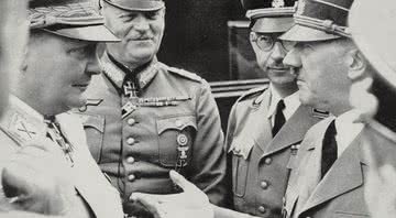 Hitler conversa com Himmler, Keitel e Goering - Getty Images