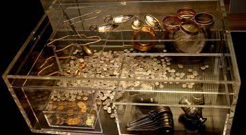 O Tesouro de Hoxne, maior descoberta da Roma Antiga - Wikimedia Commons