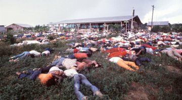 Corpos encontrados no massacre de Jonestown - Getty Images