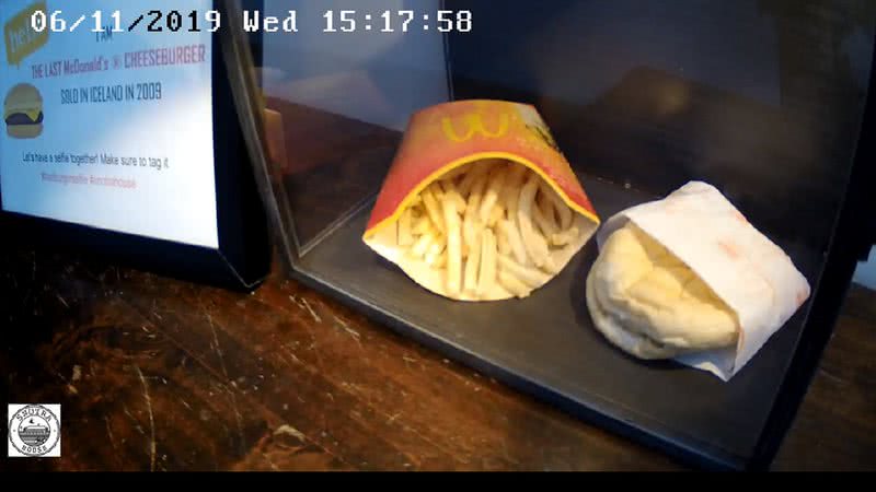 Último hambúrguer vendido no McDonald’s da Islândia permanece intacto após uma década - Reprodução