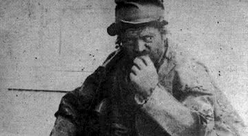 Leatherman em foto rara - Wikimedia Commons