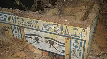 Sarcófago quase perfeito de Lady Sattjeni, figura importante no reinado do faraó Amenemhat III - divulg.