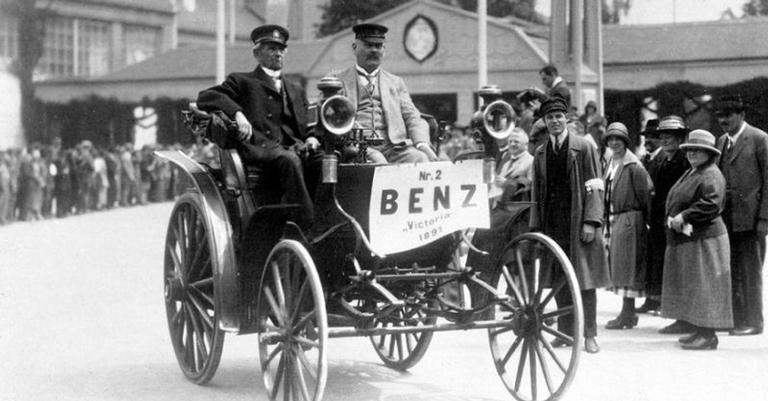 Benz durante a corrida Paris-Bordeaux-Paris - Reprodução