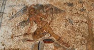Um dos mosaicos encontrados revelam uma piada insólita - Reprodução / Universidade de Nebraska 