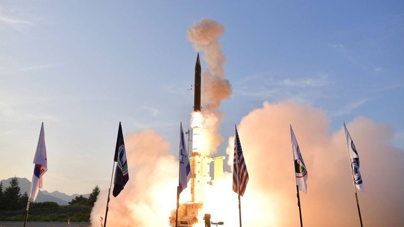 Lançamento de míssil em conjunto dos Estados Unidos e Israel - Crédito: Reprodução