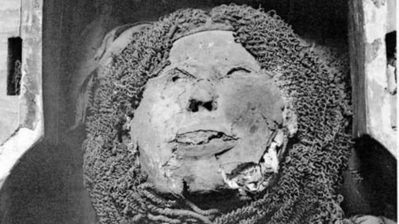 A múmia da princesa Duathathor-Henuttawy - Wikimedia Commons