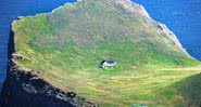 Chalé isolado na Ilha Elliðaey - Divulgação / Christopher Lynn