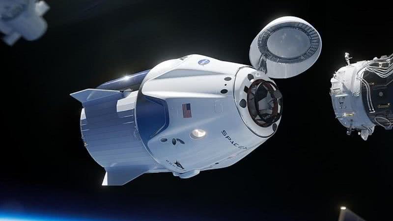 Fotografia de nave espacial da SpaceX. - Wikimedia Commons