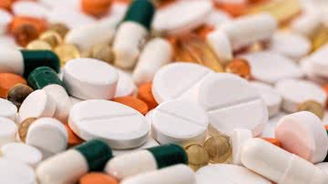 Drogas sintéticas já são usadas em ambiente de trabalho nos Estados Unidos - Foto por Steve Buissinne pelo Pixabay