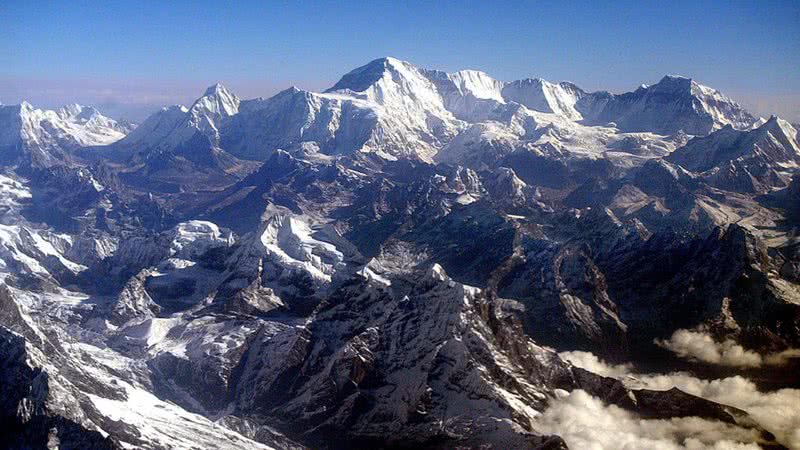 Foto aérea do Monte Everest, no Nepal, em 2003 - Paula Bronstein/Getty Images