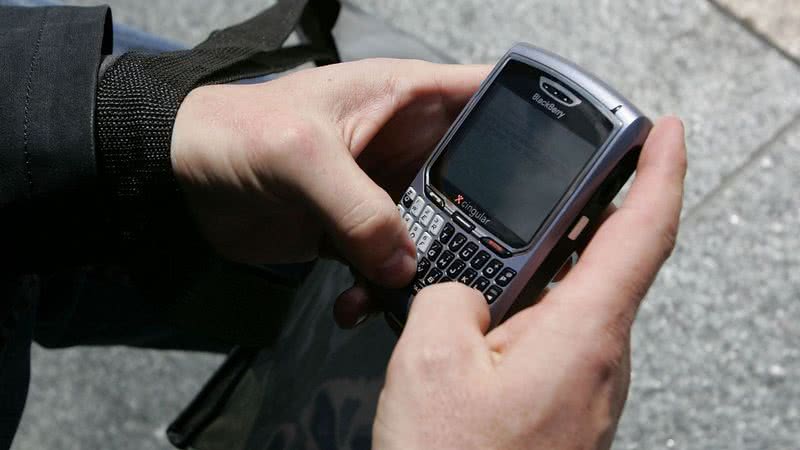 Usuário tecla em Blackberry em 2007
