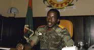 Thomas Sankara sentado em seu escritório - Divulgação / YouTube / Sob Metamorfose