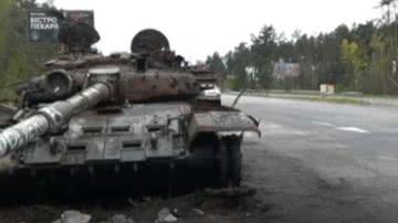 Tanque de guerra, na Rússia - Reprodução/Vídeo/BBC News Brasil