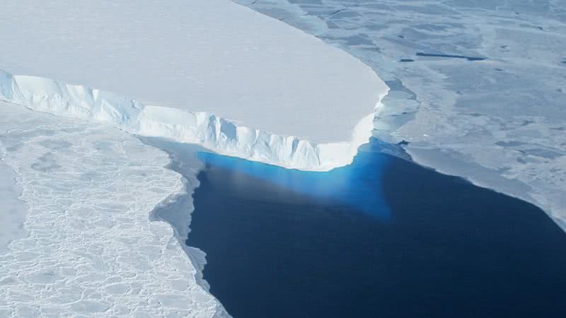 A geleira Thwaites - NASA via Wikimedia Commons