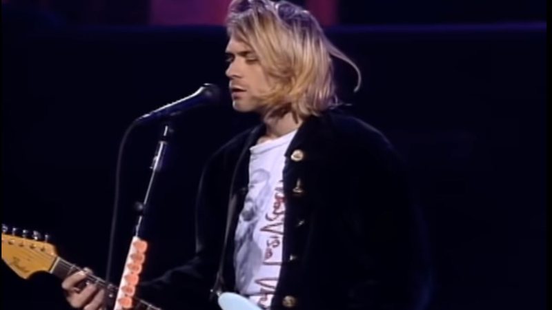 Kurt Cobain, vocalista do Nirvana, durante apresentação - Reprodução / Vídeo / Youtube
