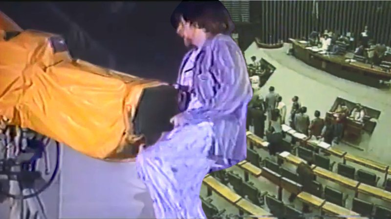 Kurt Cobain abrindo calça para câmera em montagem com Câmara dos Deputados - Divulgação / YouTube / TV Globo