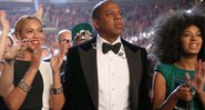 Jay-Z, Beyoncé e Solange durante premiação - Getty Images