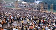 Multidão acompanha apresentação no festival Woodstock - Wikimedia Commons / Derek Redmond e Paul Campbell