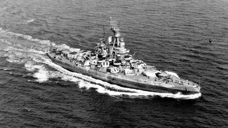 Foto do famoso USS Nevada - Wikimedia Commons
