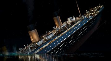 A icônica cena do filme Titanic (1997) - Divulgação/Paramount Pictures