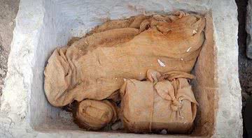 Baú com restos sacrificais de 3.500 anos pode revelar a tumba do faraó Tutmés II, o Napoleão do Egito - Divulgação