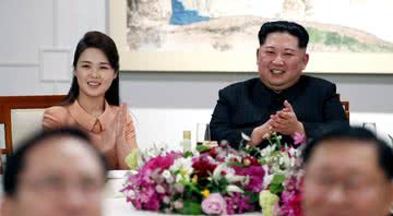 Kim Jong-un e sua esposa Ri Sol-ju - Getty Images