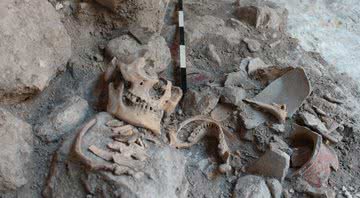 Restos mortais encontrados no fundo de um reservatório de água artificial - Nicolaus Seefeld