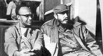 Amílcar Cabral ao lado de Fidel Castro - Domínio Público/ Creative Commons/ Wikimedia Commons