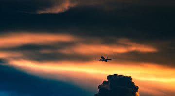 Imagem meramente ilustrativa de um avião - Imagem de Free-Photos por Pixabay