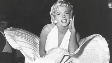 Marilyn Monroe no filme “O Pecado Mora ao Lado” - Domínio Público, via Wikimedia Commons
