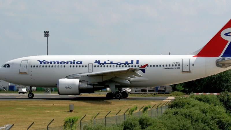 Airbus A310 da Yemenia - Wikimedia Commons