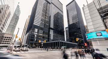 Fotografia do Toronto-Dominion Centre, de onde Garry Hoy caiu. - Wikimedia Commons
