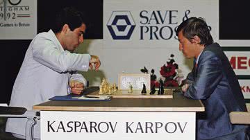 Duelo entre os enxadristas Kasparov e Parpov - Getty Images