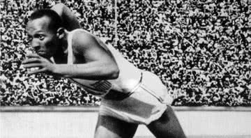 Jesse Owens em 1936 - Getty Images