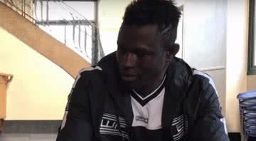 Mamoudou Gassama, em entrevista - Divulgação/Youtube/Euronews